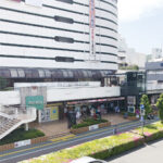 イオンやゆめタウンの攻勢を凌げるか、徳島駅前の「アミコ・そごう」、ビル運営の３セク企業は負債約２８億円…